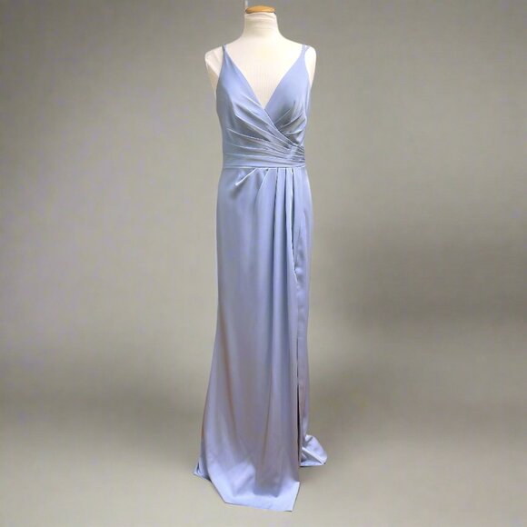 Faviana light blue dress, size 8, NEW WITH TAGS! - Picture 1 of 5